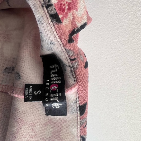 Pink floral dress - Picture 2 of 2